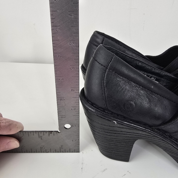 Born Black Leather Slip On Platform Clogs Size 9 Buckle Detail Preppy Comfort - Picture 11 of 11